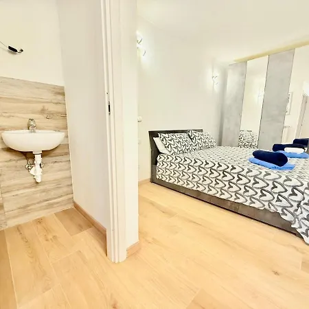 Апартаменты Near Lingotto Station, Cozy House *