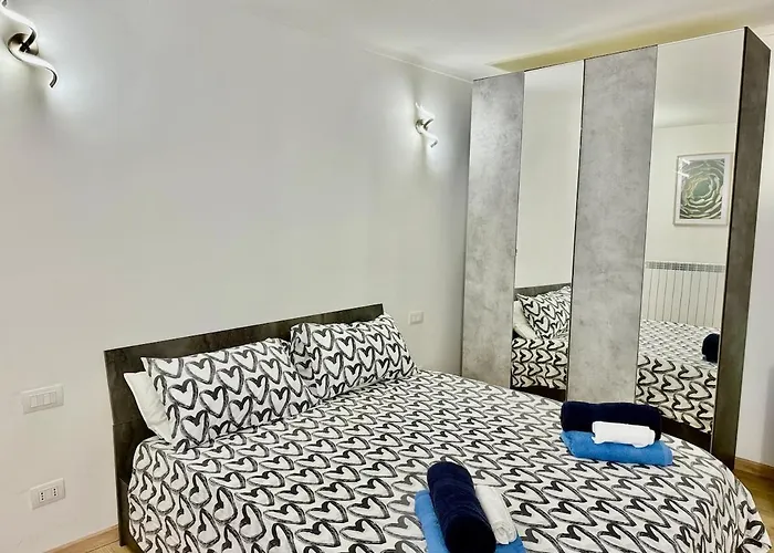 Apartment Near Lingotto Station, Cozy House *