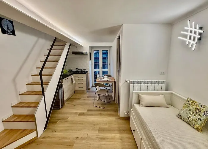 Near Lingotto Station, Cozy House *