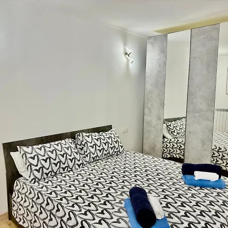 شقة Near Lingotto Station, Cozy House *
