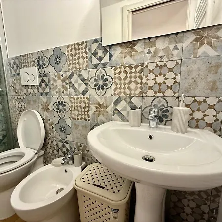 شقة Near Lingotto Station, Cozy House *